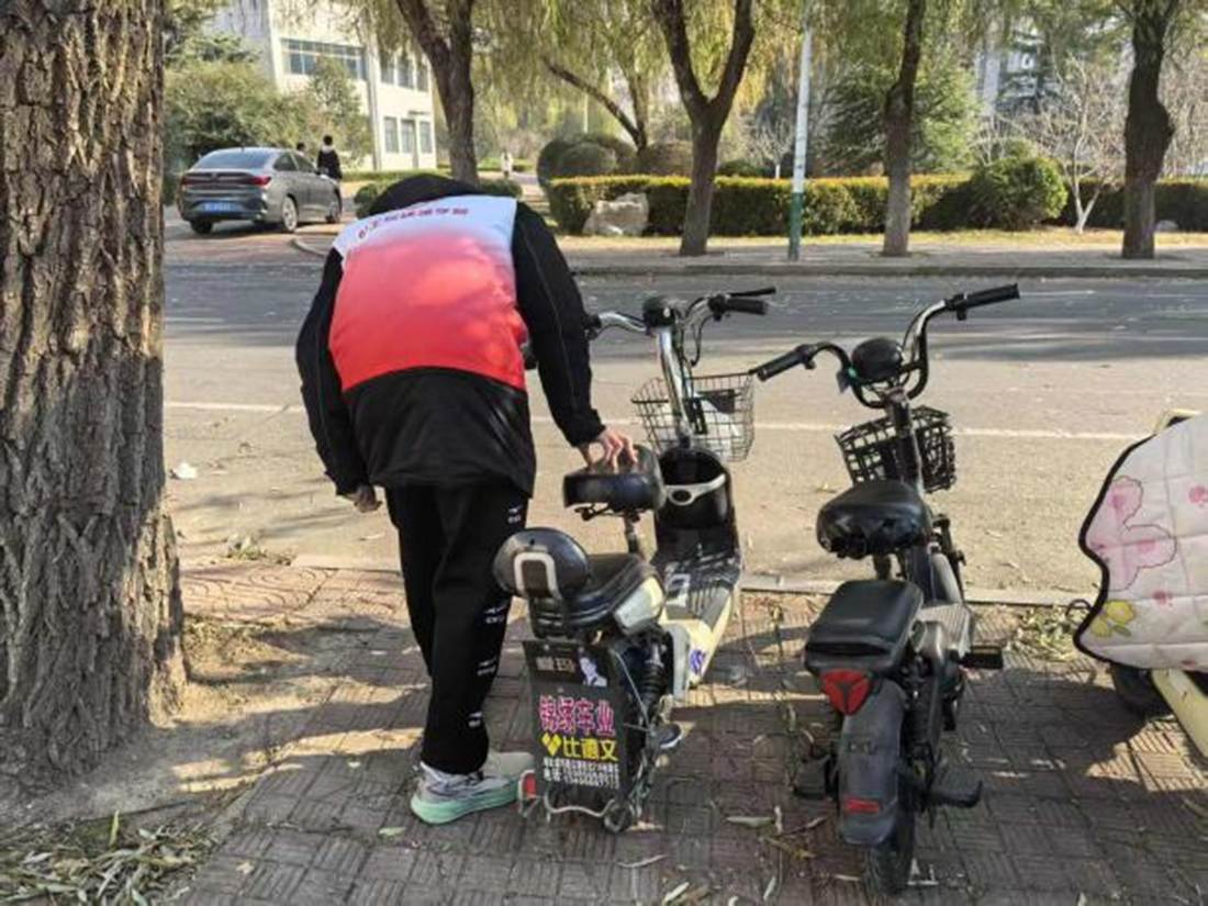 2182dbd38dd384069568ab07d3326635